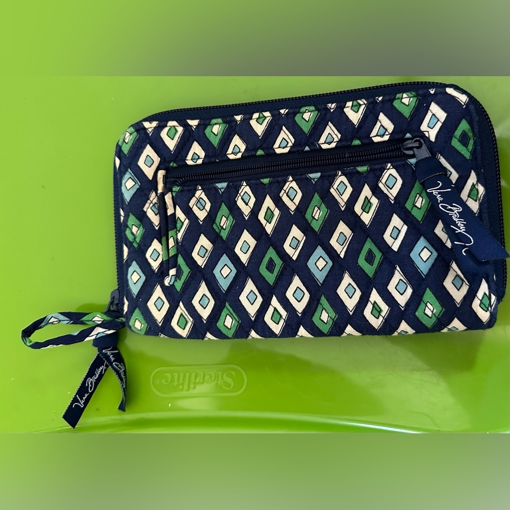VERA BRADLEY WALLET